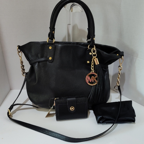 Michael Kors Handbags - Black Michael Kors Leather Tote Bag with Gold Accents And Wallet